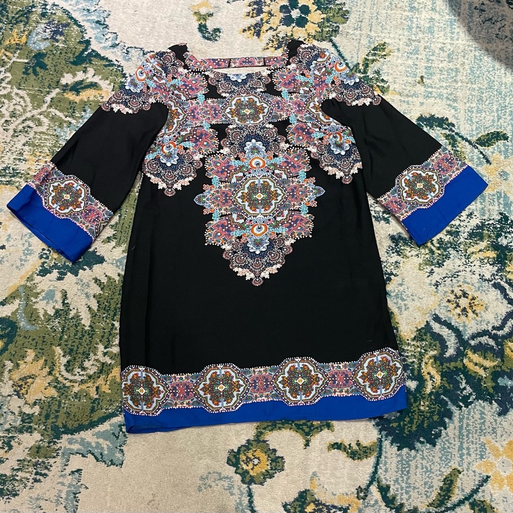 Junior size large 3/4 bell sleeve mod bohemian print black dress back cut out